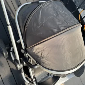 Icandy peach all terrain pushchair with carrycoat - Image 5