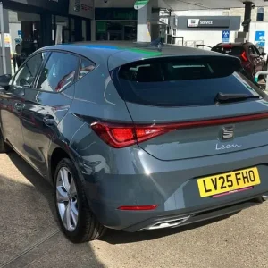 SEAT Leon e-Hybrid 1.5 25.8kWh 5-door hatchback - Image 2