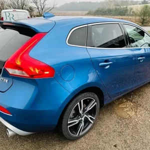 2019 Volvo V40 D3 R-Design Hatchback - Image 5