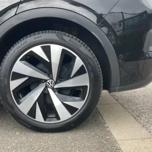 2022 Volkswagen ID.5 Style Pro Performance Electric SUV - Image 7