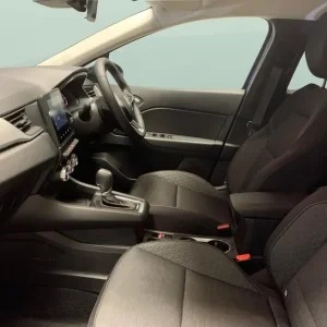 2022 Renault Captur 1.6 E-TECH Iconic Edition SUV - Image 4