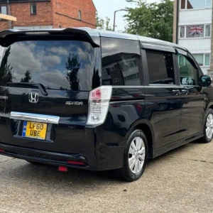 2010 Honda Stepwagon Spada Z 2.0 Petrol Auto 8-Seater - Image 7