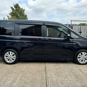 2010 Honda Stepwagon Spada Z 2.0 Petrol Auto 8-Seater - Image 8