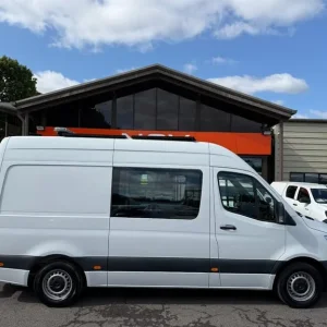 2021 Mercedes-Benz Sprinter 315 CDI Progressive MWB Welfare Toilet Office Van - Image 2