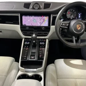 2022 Porsche Macan 2.9T V6 S PDK 4WD Estate - Image 5