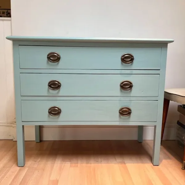 Vintage Painted Chest of Drawers – Farrow & Ball Eggshell Finish