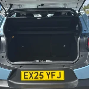 2025 Citroen C3 1.2 Turbo Plus 5-door Hatchback - Image 4