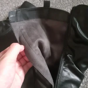 Womens fashion boots size 5 - Image 4