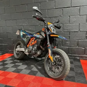 2021 KTM 690 SMC R - Image 5