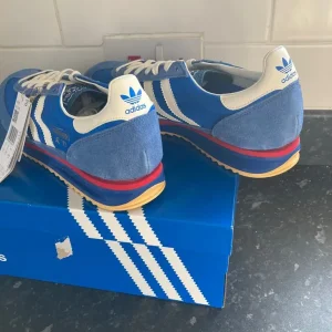 New Adidas SL72 RS - size 12 - Image 7