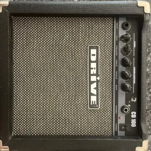 Small amp for someone starting to play - Image 2