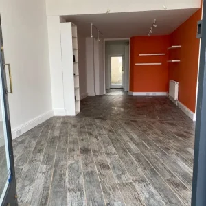 90m2 Retail Office Space - Image 3