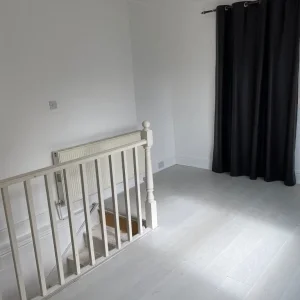 90m2 Retail Office Space - Image 5