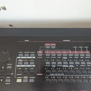 Yamaha S90 ES 88-Key Weighted Synthesizer and Stage Piano with Stand and Case - Image 4