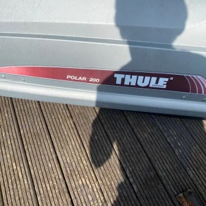 Thule Polar 200 roof box - Image 2