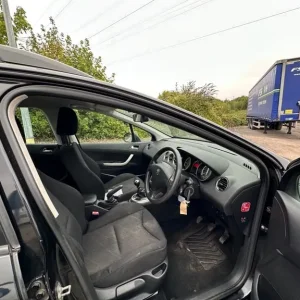 2014 Peugeot 308 1.6 e-HDi 115 Access 5dr Estate Diesel Manual - Image 8