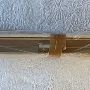 Large Alabaster Cream Wooden Venetian Blind with Pelmet Bracket - Image 5