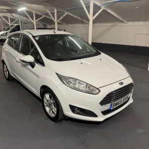Ford Fiesta 1.0T EcoBoost Zetec Euro 6 (s/s) 5dr Petrol - Image 2