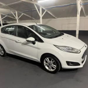 Ford Fiesta 1.0T EcoBoost Zetec Euro 6 (s/s) 5dr Petrol - Image 4