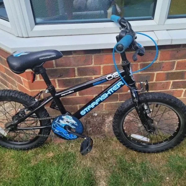 Apollo Starfighter Kids Bike