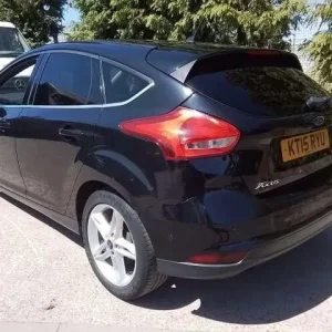 2015 Ford Focus 1.5 TDCi Titanium Euro 6 5-door hatchback diesel manual - Image 3