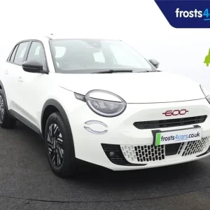 2025 Fiat 600 5-door Electric Hatchback Red