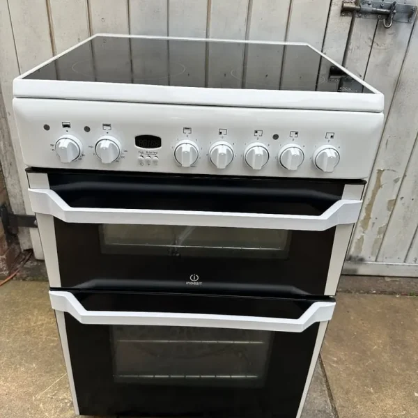 Indesit Electric Cooker 60cm