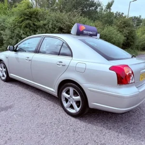 2006 Toyota Avensis D-Cat 2.2 D4-D 6-Speed Manual - Image 8