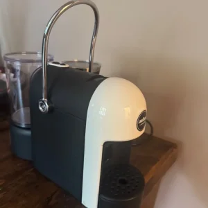 Lavazza coffee machine - Image 3