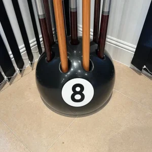 8-Ball Snooker Cue Holder & Cues Set