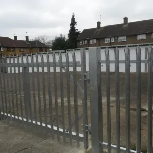 LOCK UP GARAGE IN BLAIRGOWRIE AND RATTRAY - Image 6