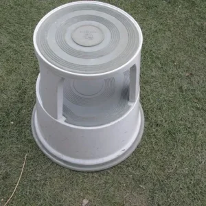 Metal step stool with wheels