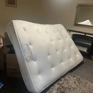 Free mattress - Image 3