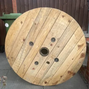 Large cable drum