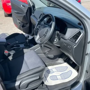 2017 Hyundai Tucson CRDI SE Blue Drive Estate Diesel Manual - Image 7
