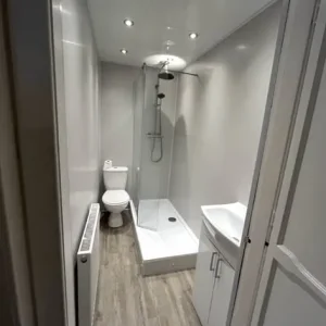 Flat to rent in Llandinam - Image 6