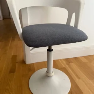 IKEA office swivel chair - Image 2