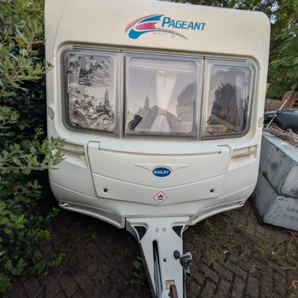 2007 Bailey Pageant Series 6 Bordeaux Caravan – 4 Berth – Fixed Bed – Electric Mover