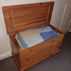 Honey Pine Storage Box with Blanket Function - Image 2
