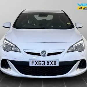 2013 Vauxhall Astra GTC 2.0T VXR Euro 5 (S/S) 3-door with heated seats and service history - Image 5
