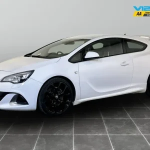 2013 Vauxhall Astra GTC 2.0T VXR Euro 5 (S/S) 3-door with heated seats and service history - Image 6