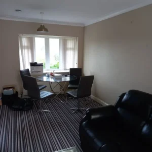 3 bedroom properties - Image 4