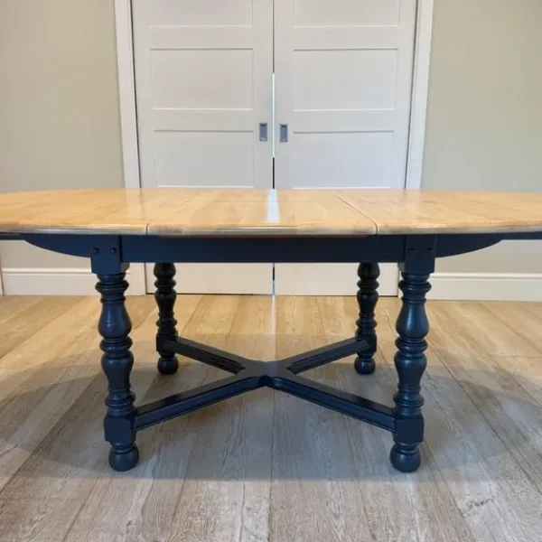 Ercol Model 705 Extendable Dining Table