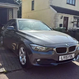 2015 BMW 3 Series Saloon - Image 2