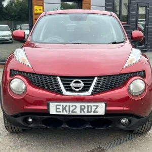 2012 Nissan Juke 1.6 Tekna Euro 5 (s/s) 5-door hatchback petrol manual - Image 2