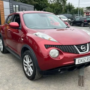 2012 Nissan Juke 1.6 Tekna Euro 5 (s/s) 5-door hatchback petrol manual - Image 3