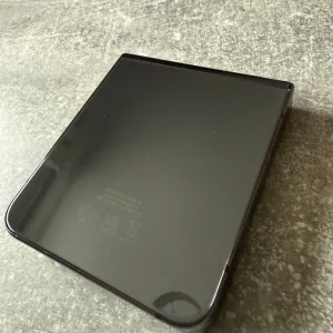 Samsung Galaxy Z Flip 5 512GB - Image 4