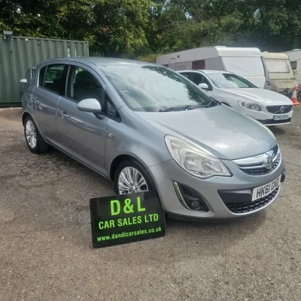 2012 Vauxhall Corsa 1.4 SE 5-door Hatchback