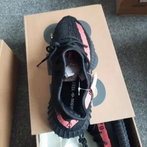 Adidas Yeezys 350 - Image 3