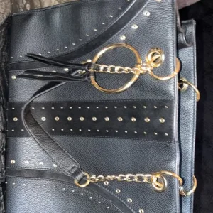 Handbag & purse - Image 2